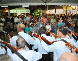 Imagem de Orquestra de Sanfoneiros deu show na Exposição