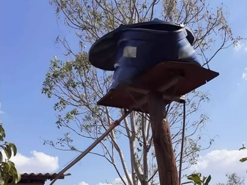 Imagem de Calor de 41°C faz caixa d'água derreter em Goiás
