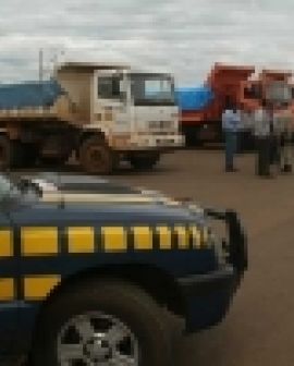 Imagem de Polícia Rodoviária apreende 6 caminhões