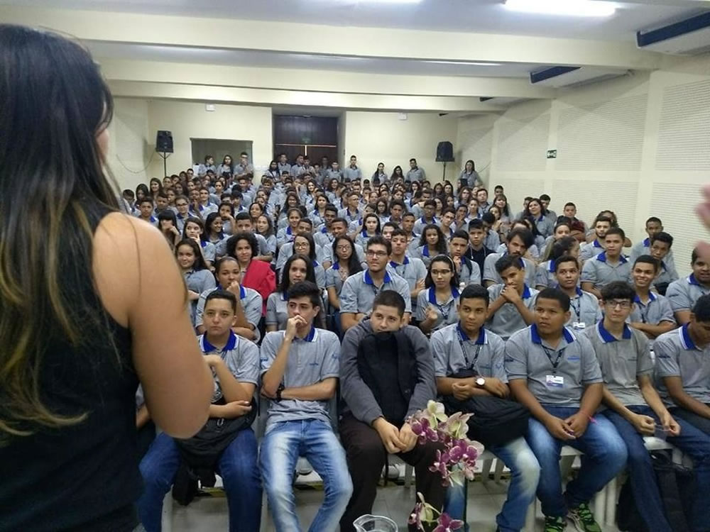 Imagem de Governo cancela contrato de mais de 5 mil jovens aprendizes em Goiás
