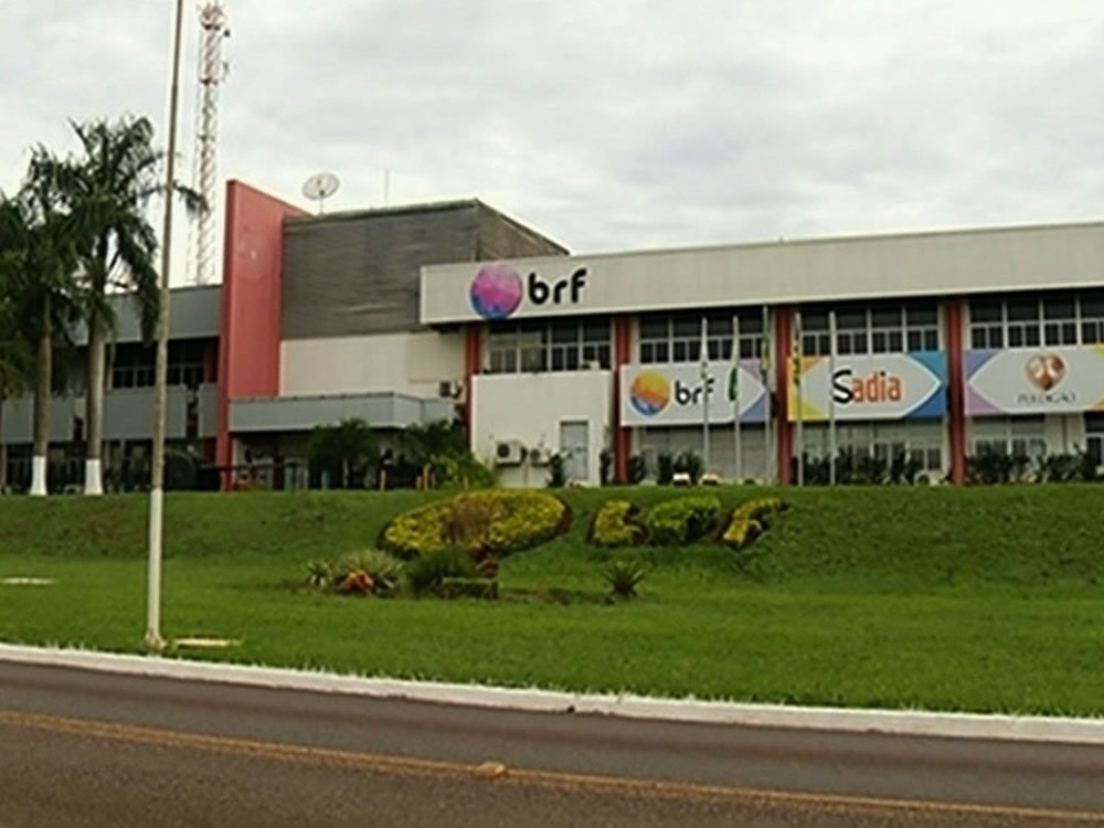 Imagem de BRF oferece vagas de emprego e estágio em diversas localidades