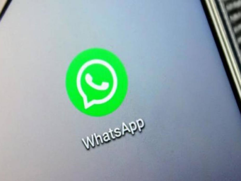 Imagem de Guerra às notícias falsas: WhatsApp vai permitir busca reversa de imagens