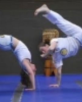 Imagem de Capoeira: um exercício completo