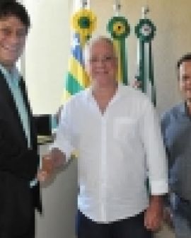 Imagem de Paulo do Vale recebe prefeito de Cachoeira Alta