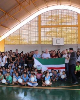 Imagem de Alunos da Zona Rural ganham quadra poliesportiva coberta