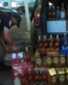 Imagem de Empresários são detidos na BR-060 com 300 bebidas contrabandeadas do Paraguai