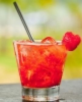 Imagem de Receita do dia: Caipifruta de morango