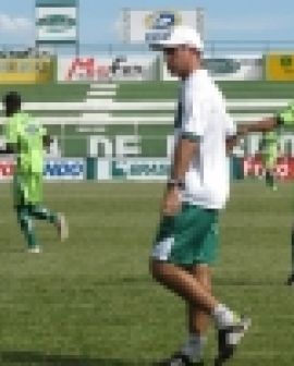 Imagem de Goianão 2013: Jairo Araújo comandou primeiro treino