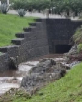 Imagem de Chuva forte complica trânsito no Barrinha