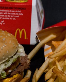 Imagem de McDonald’s reduz preço do lanche do dia para R$ 7,90 e acirra disputa