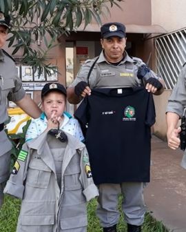 Imagem de Policiais militares realizam sonho de criança em Rio Verde