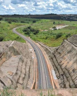 Imagem de Ferrovia Norte-Sul é arrematada por R$ 2,719 bilhões pela Rumo S.A.