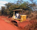 Imagem de Prefeitura faz obras em estrada rural