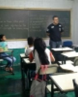 Imagem de Polícia Civil faz prevenção de drogas em escola de Rio Verde