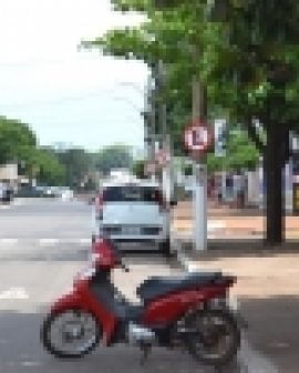 Imagem de Proibições de estacionamento são implantadas na Avenida João Belo