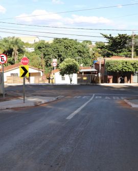 Imagem de Rua 13 recebe intervenção viária para redução de velocidade