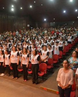 Imagem de 186 alunos receberam certificados de conclusão do PROERD, em Quirinópolis