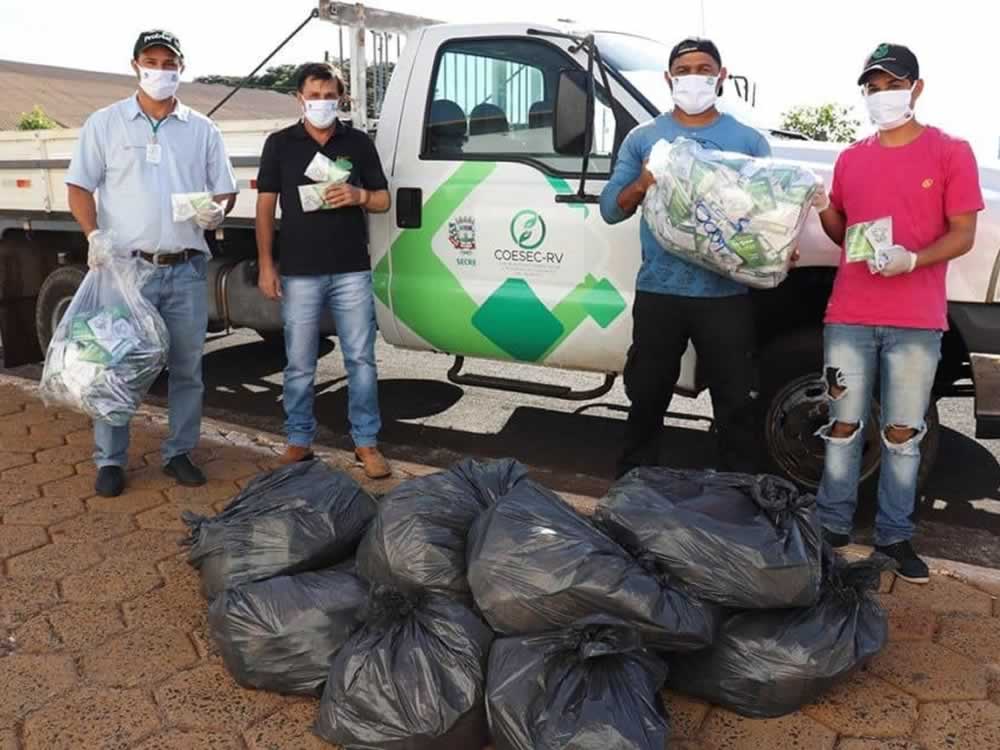 Imagem de Sindicato Rural de Rio Verde faz doação de máscaras para a Prefeitura